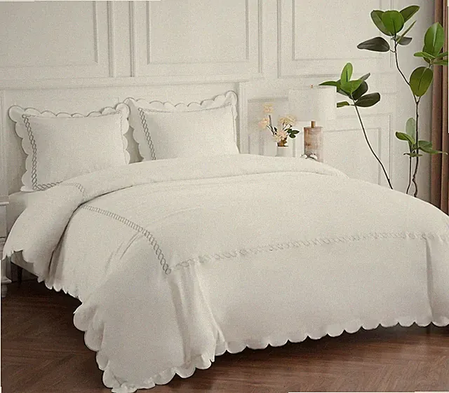 Mélange Home 600 TC sateen cotton twin duvet set White With Grey Scallop Rope