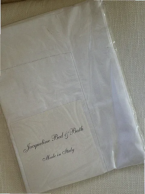NIP 600tc White Hemstitched King Sham Made in Italy